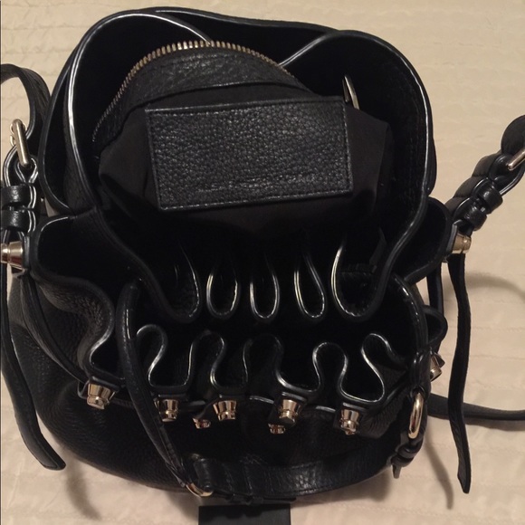SOLD Alexander Wang Diego bucket bag - Picture 3 of 4